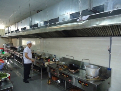 Những Sai Lầm Cần Tránh Khi Đầu Tư Thiết Bị Bếp Nhà Hàng Bằng Inox
