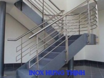 Nơi nhận thi công lan can cầu thang inox Quận 12