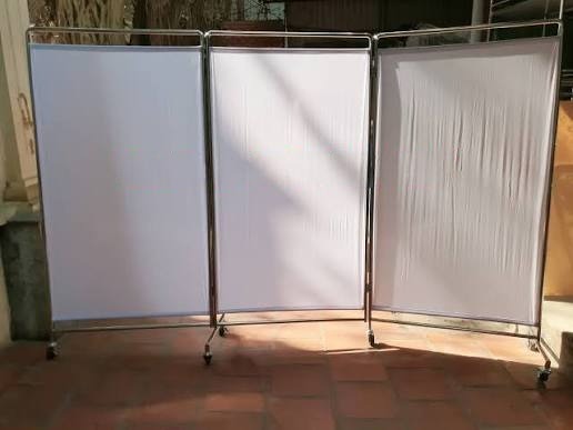 khung-vach-ngan-y-te-inox